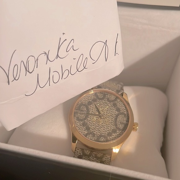 Authentic Gucci  G-Timeless watch, 38mm - Picture 1 of 3